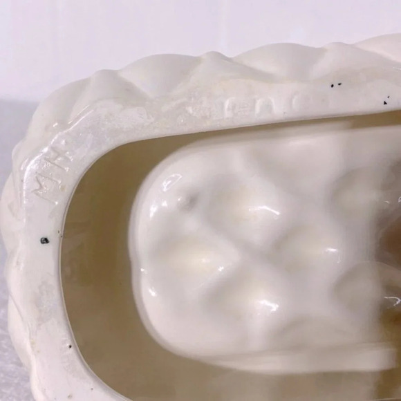 Vintage Arnels Iridescent Ceramic  Quilted Textured Soap Dish - Picture 10 of 13